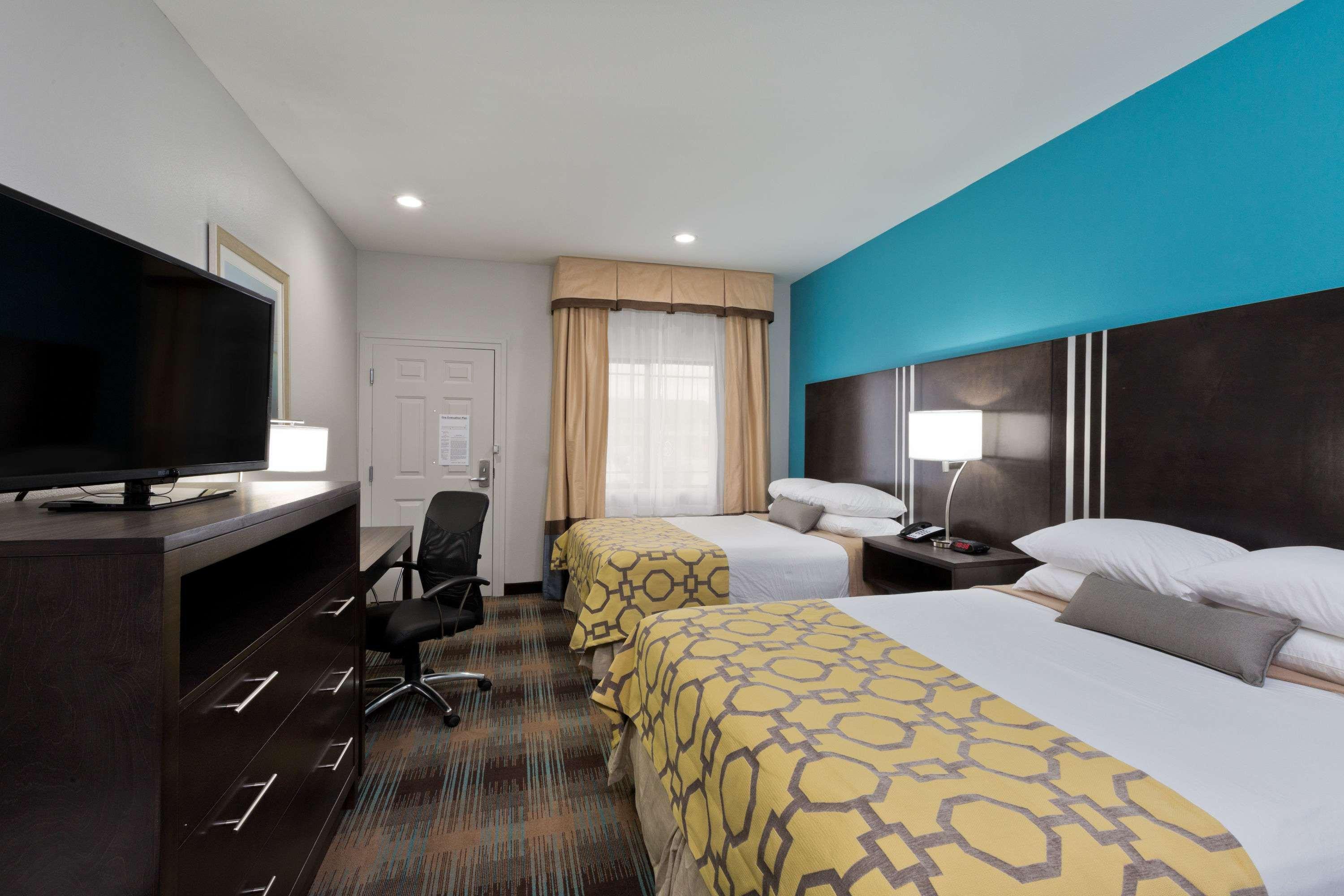 Baymont By Wyndham Bryan College Station Hotel Kültér fotó